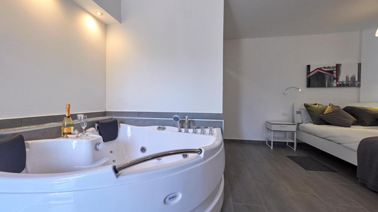 B&B Villa Vela Umag Kültér fotó
